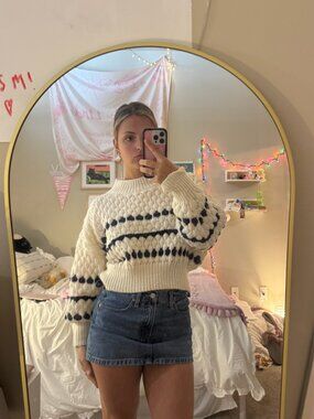 Knit Blue/white patterned cropped sweater